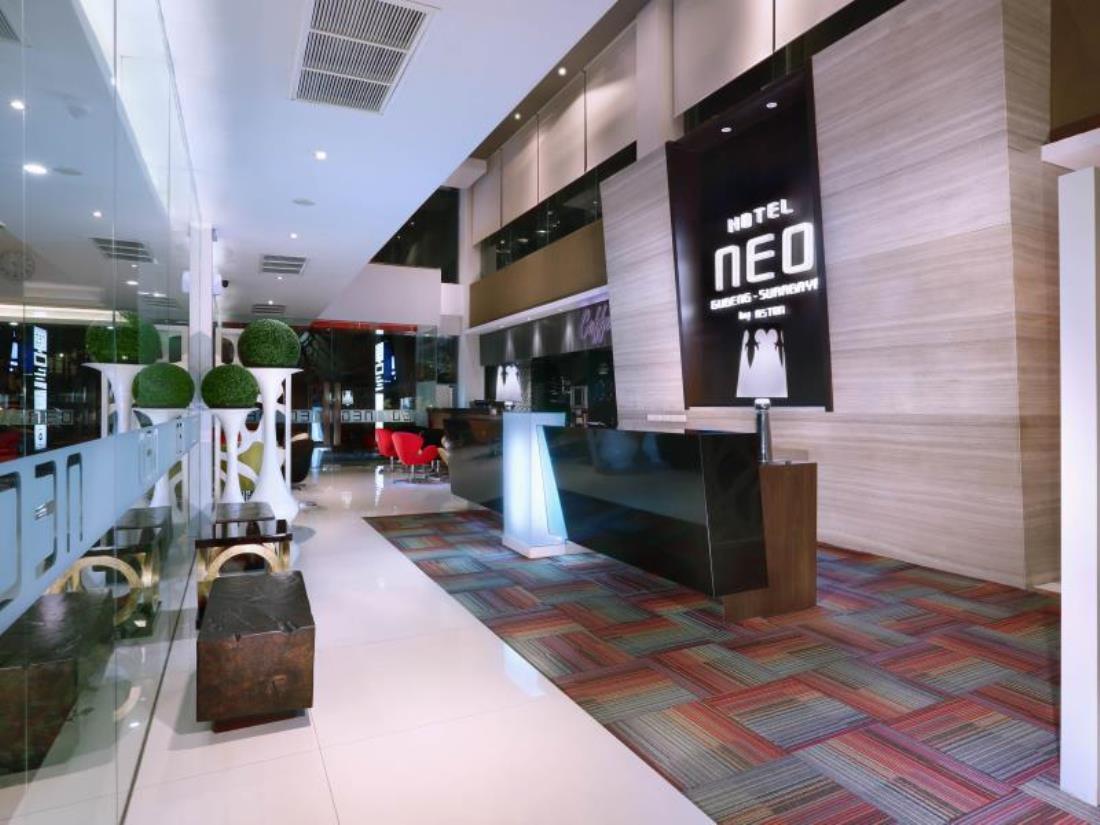 Hotel Neo Gubeng By Aston Surabaya Ngoại thất bức ảnh